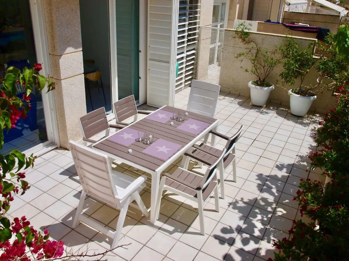 Beachfront Apartment Relax Playa Calafell